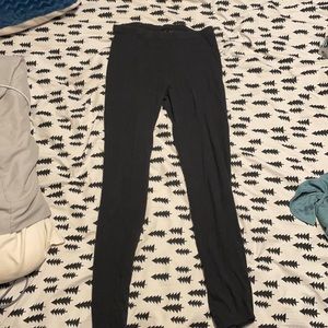 Black leggings